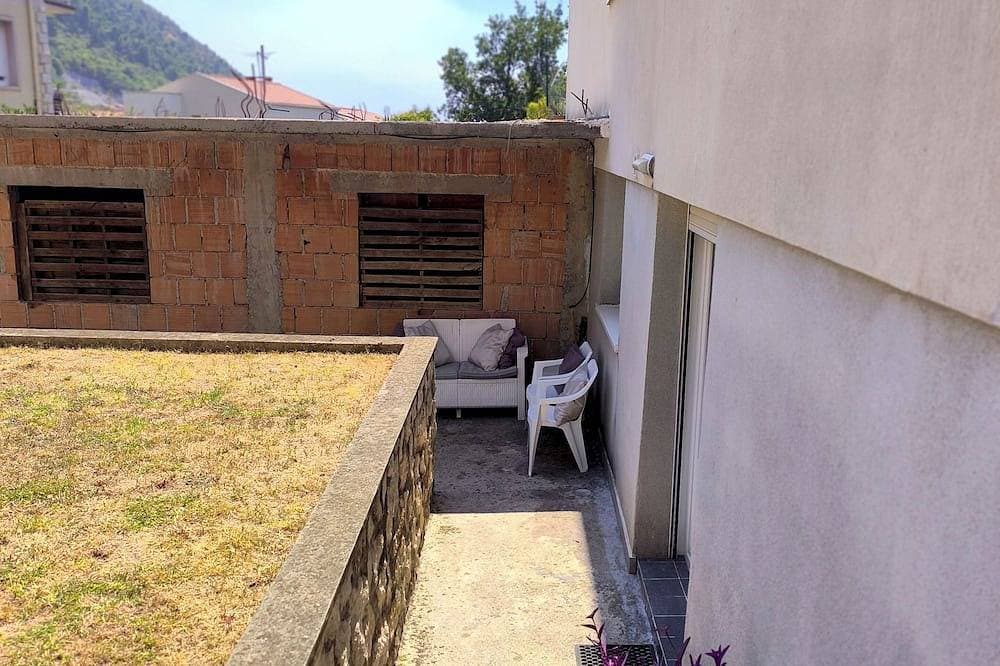 Foto 12 von 23: Quiet Garden Studio w/ Private Entrance & Parking