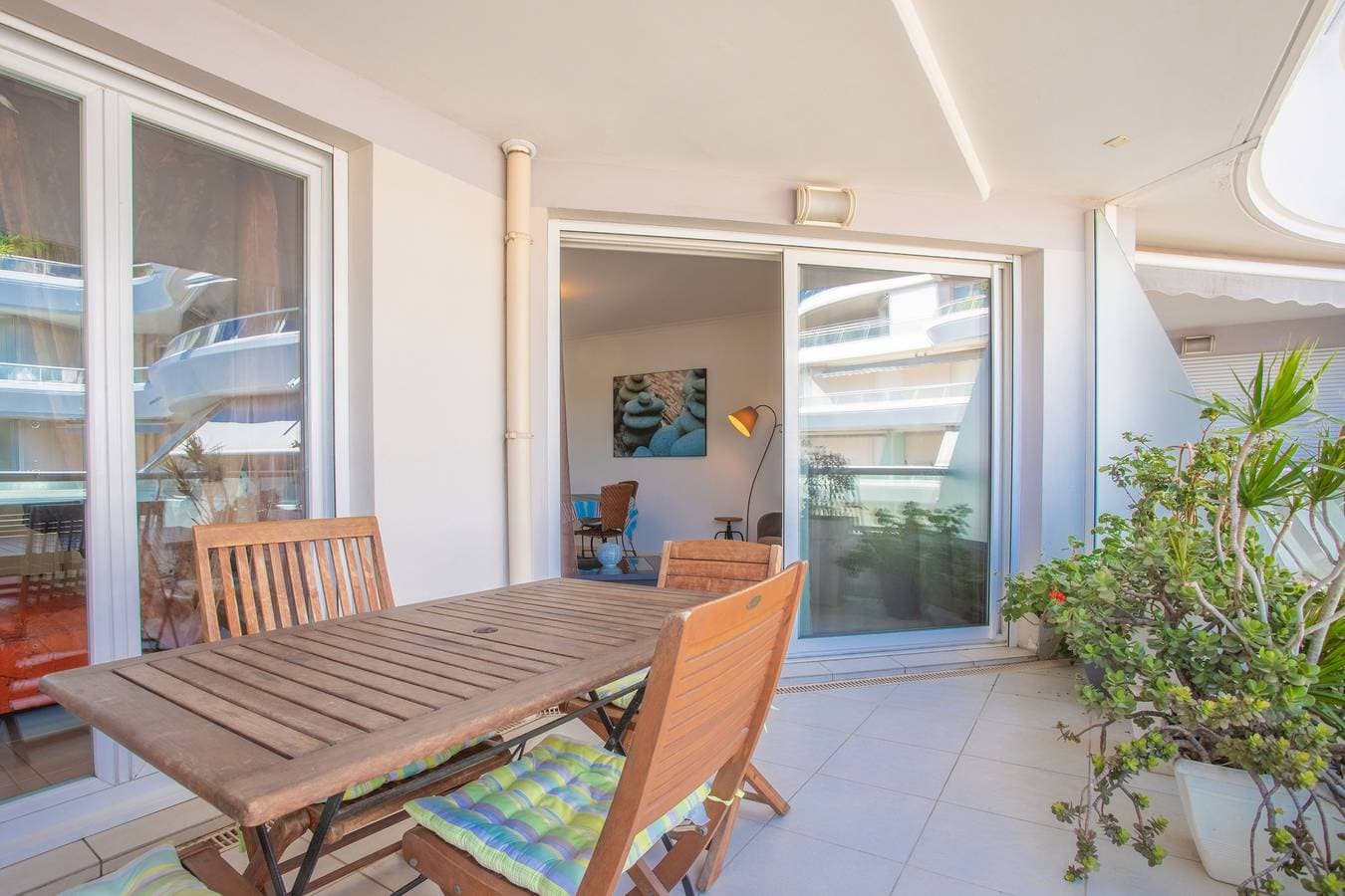 Foto 4 von 26: Ferienwohnung 'Superbe Appartement Vue Mer' mit Meerblick, Wi-Fi und Klimaanlage