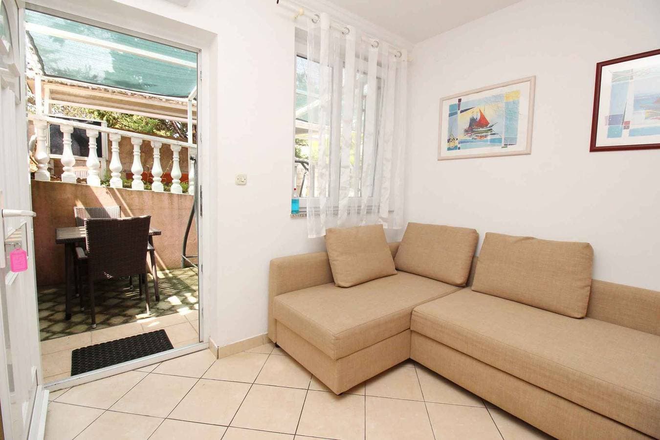Foto 7 von 21: Ferienwohnung mit Terrasse