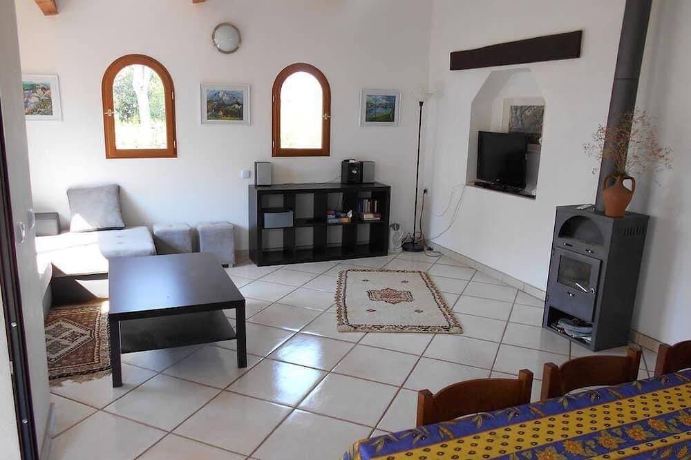 Foto 6 von 23: Ferienhaus auf parkähnlichem Privatanwesen mit Pool bei Arles in der Provence