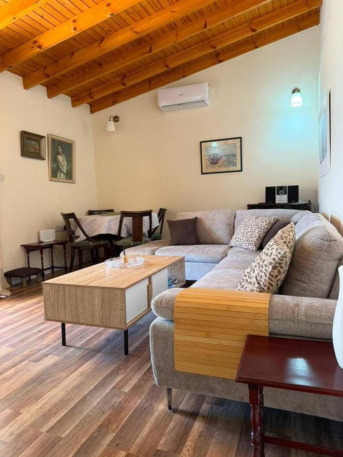 Foto 5 von 32: Two-Bedroom Bungalow