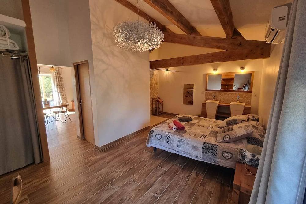 Foto 3 von 9: Large Gîte 2 people