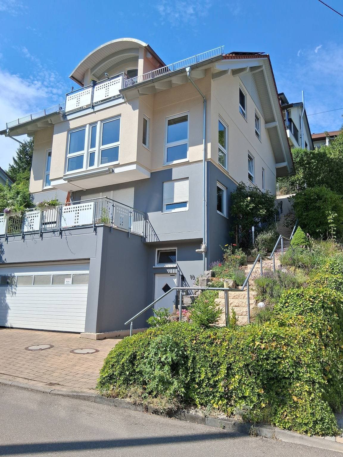 Foto 13 von 13: Ferienwohnung 'Sonntag' mit Balkon und Wi-Fi