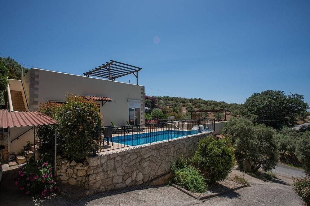 Foto 10 von 30: Private Pool★Wifi★Traditional Villa★Roof Terrace