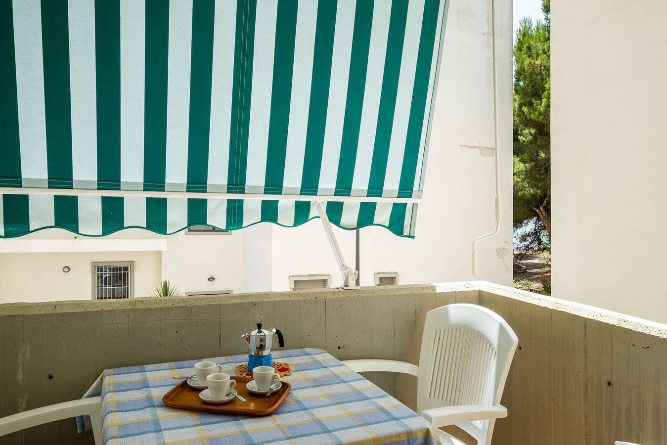 Foto 7 von 31: Ferienwohnung 'La Playa Rivabella' mit Meerblick, Balkon und Klimaanlage