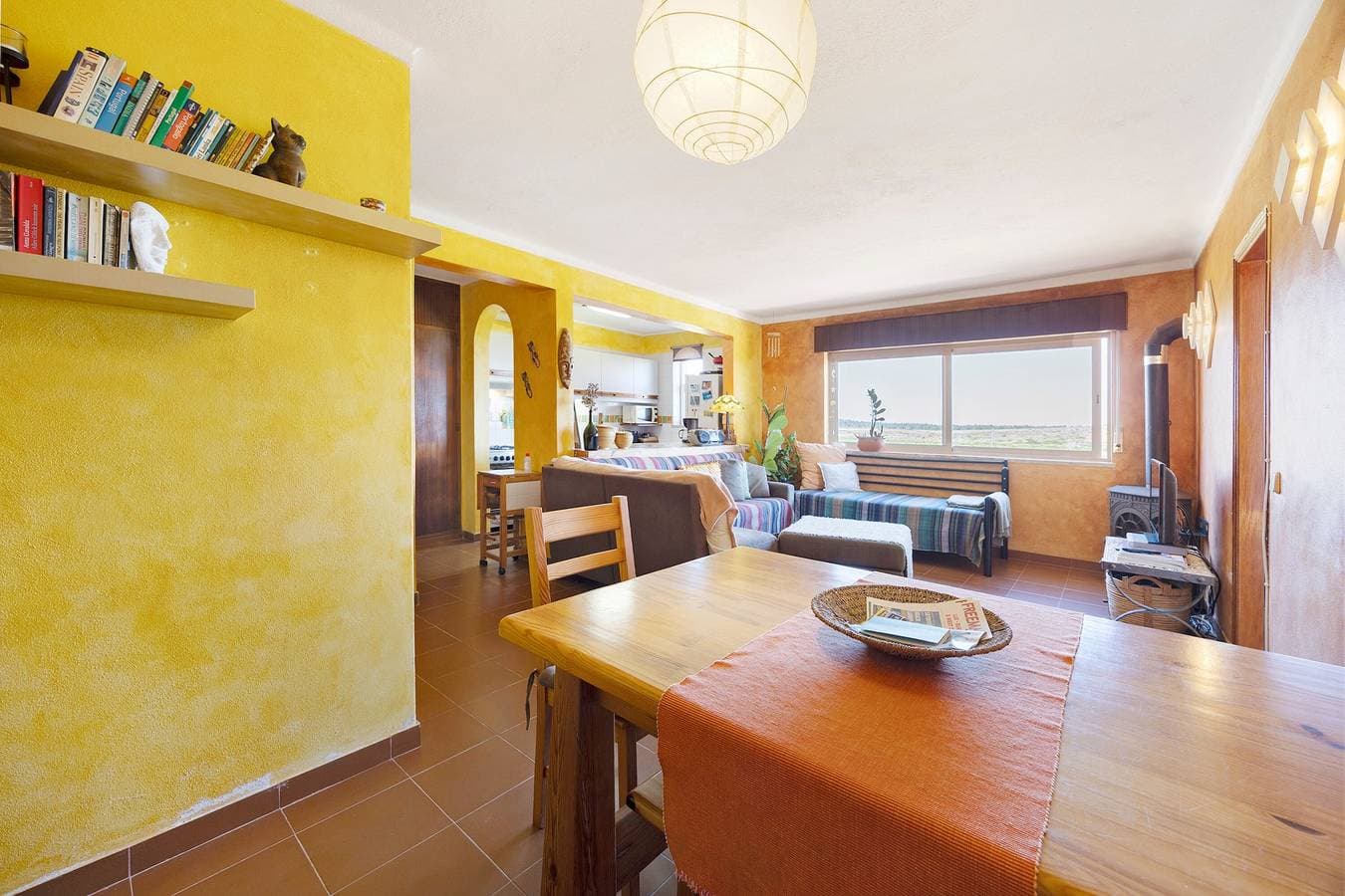 Foto 5 von 22: Ferienhaus 'Surf Spot' mit Bergblick, Gemeinschaftsterrasse und Balkon