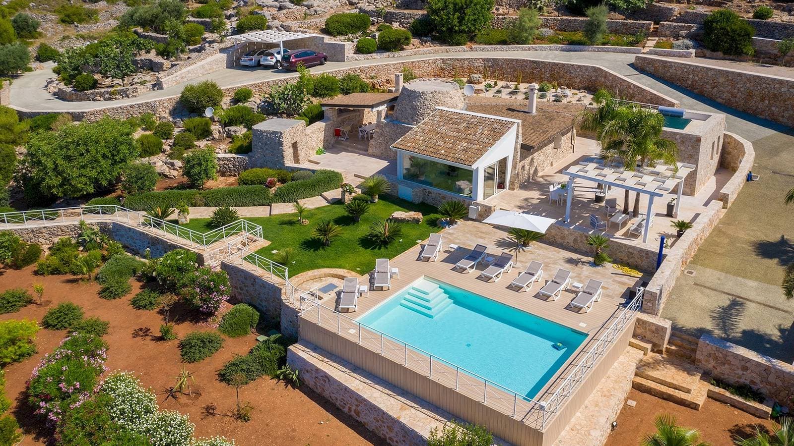 Foto 8 von 46: Ferienhaus für 10 Personen mit Garten