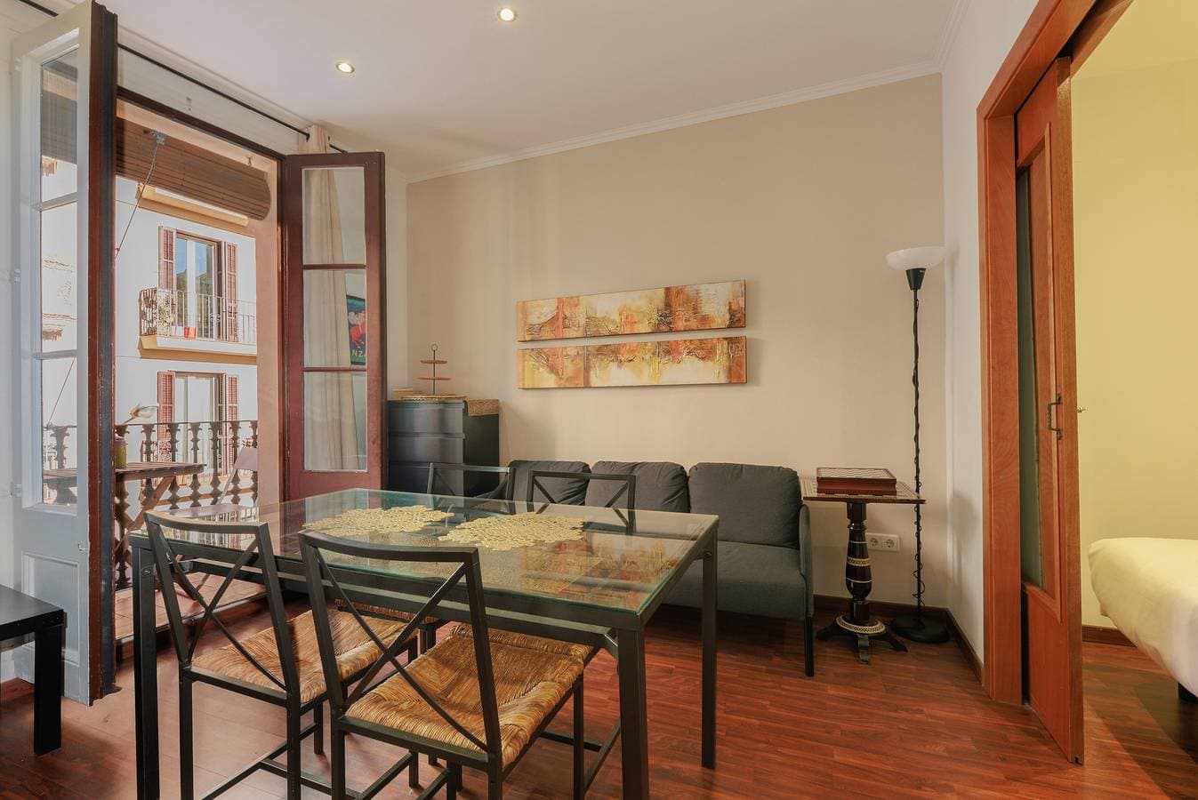 Foto 6 von 28: Turo Park, precioso apartamento con balcón
