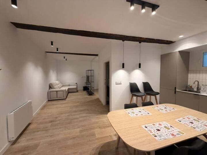 Foto 7 von 9: One-Bedroom Apartment