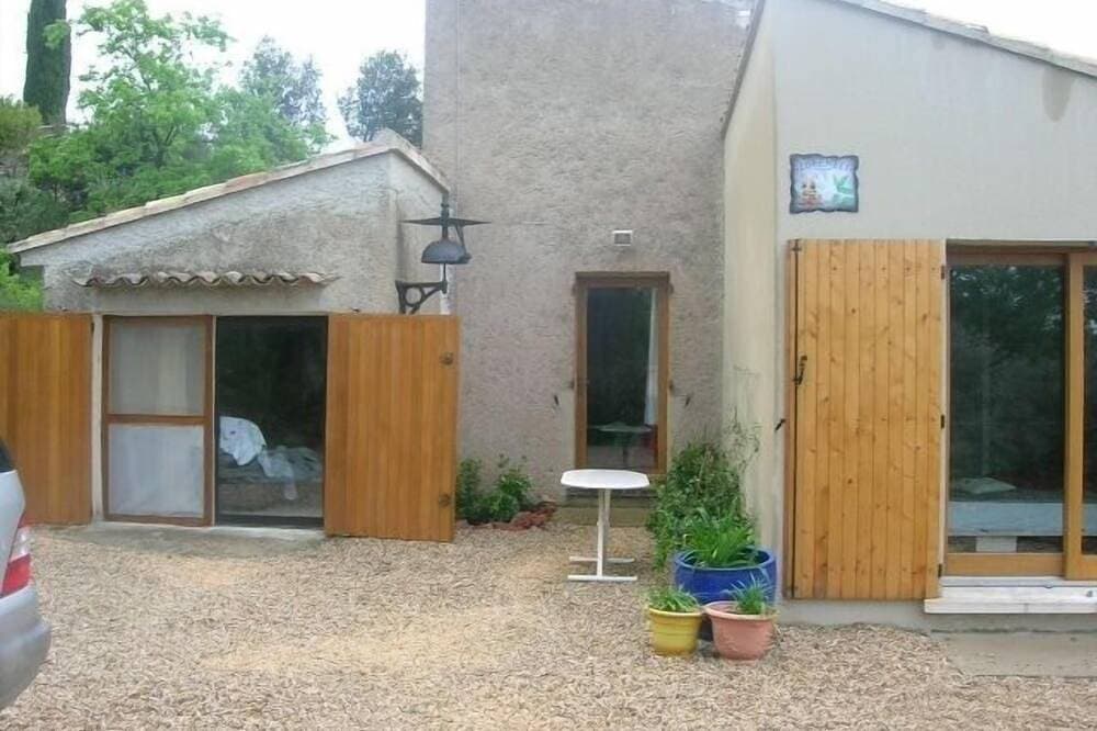 Foto 8 von 25: Schönes Haus, auf 2500m² Grundstück mit privatem Pool,