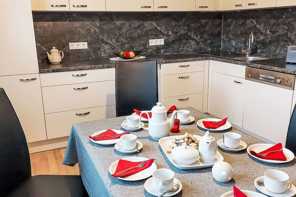 Herrliche Wohnung für 4 Gäste mit  W-Lan, TV und Terrasse 1