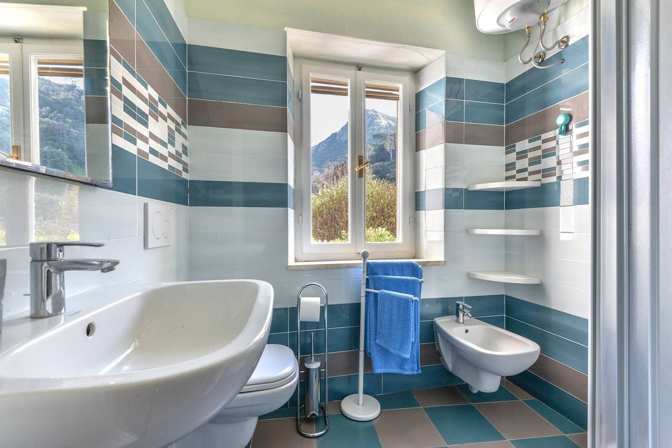 Foto 13 von 27: Ferienwohnung 'Gaia Direttamente Sul Mare' mit Meerblick, Wi-Fi und Klimaanlage