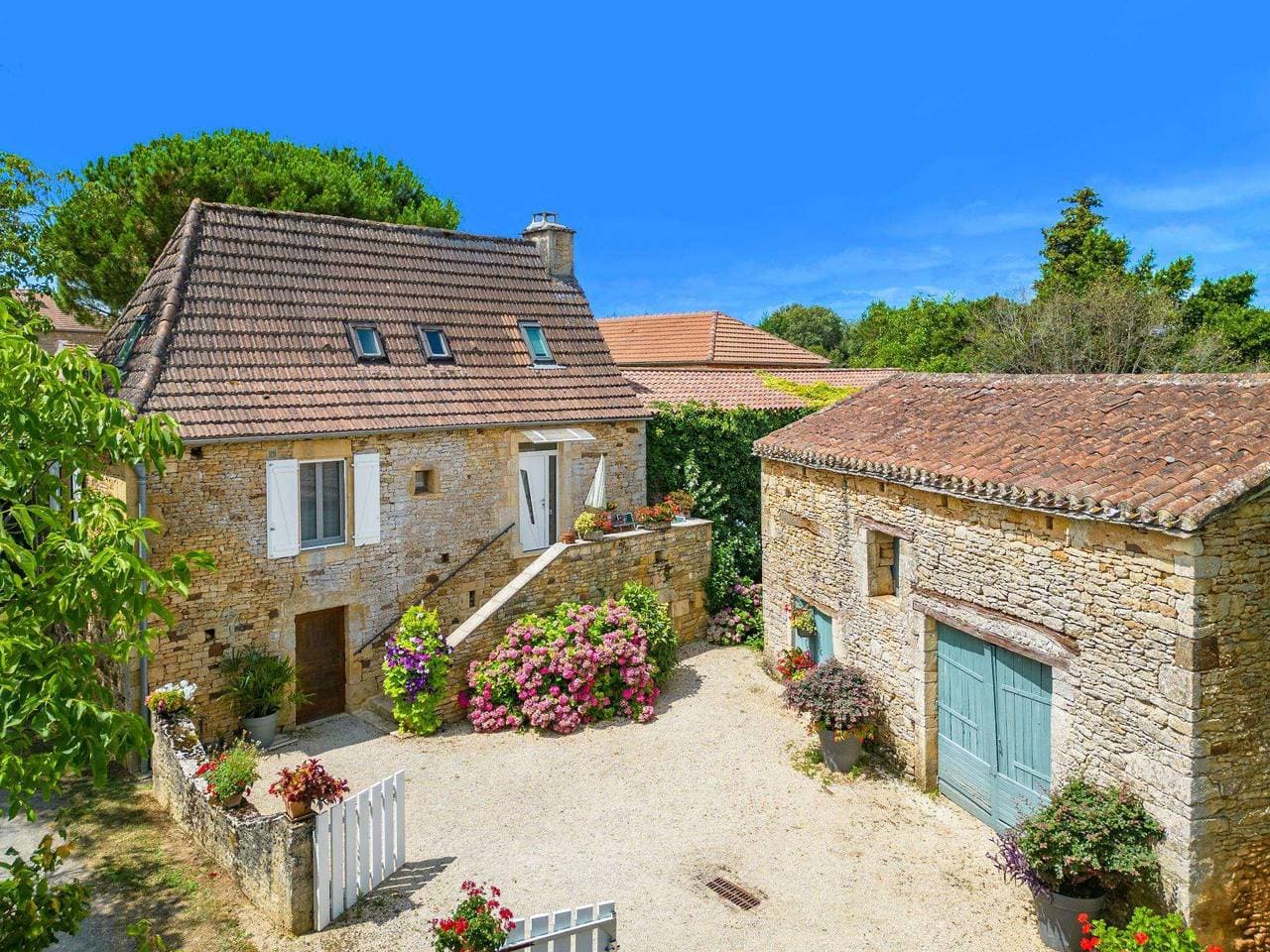 La Maison Fleurie 1
