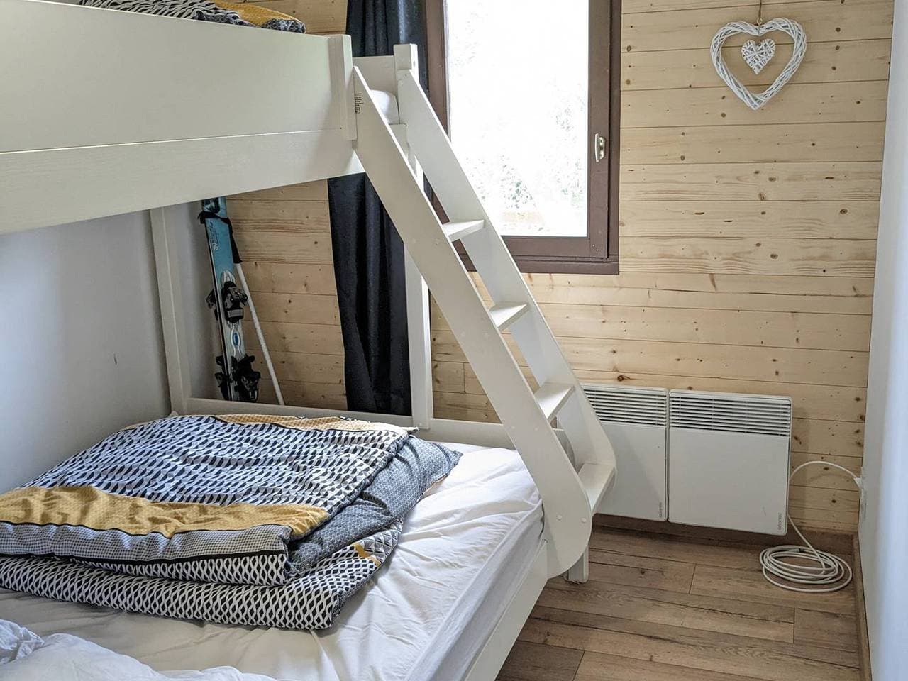 Foto 4 von 12: 27m² Wohnung, direkt an der Piste, 5 Pers, Balkon