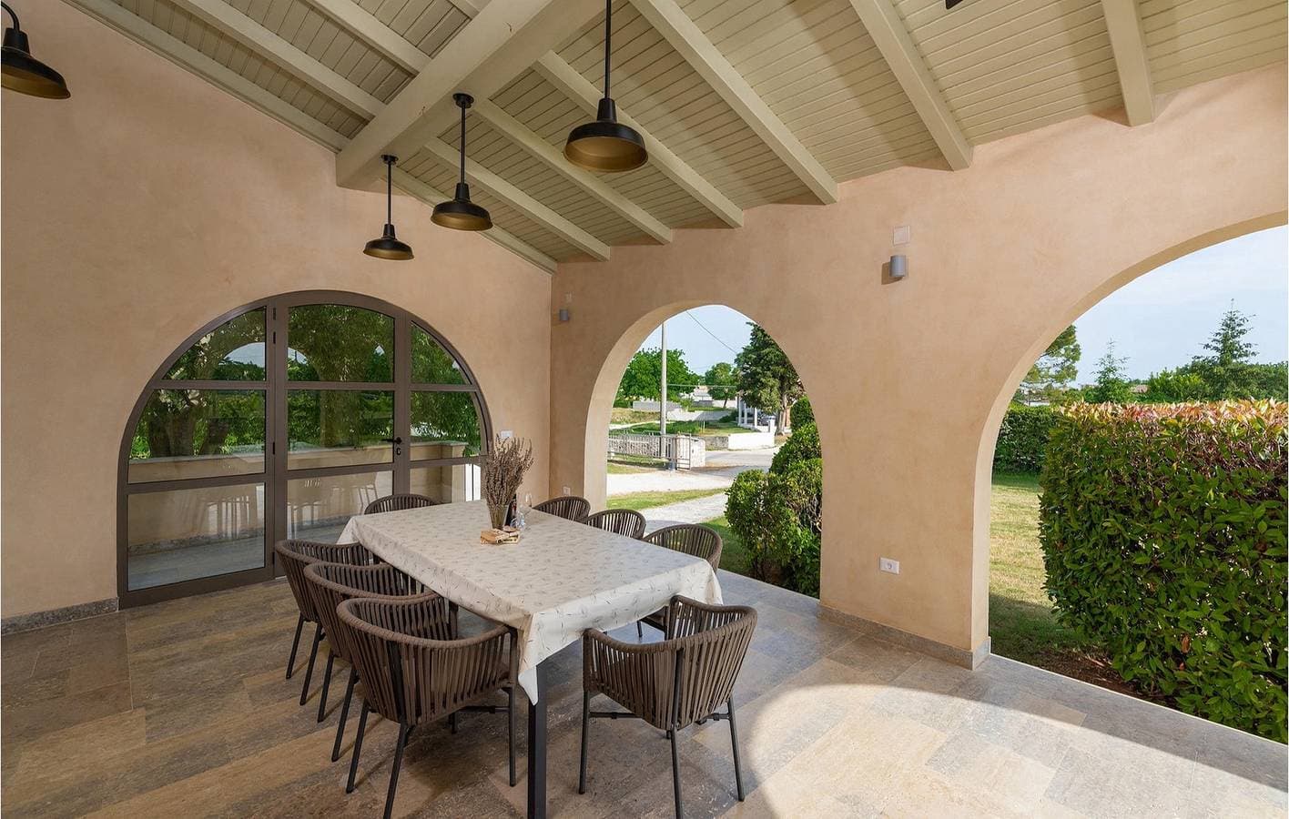 Foto 12 von 49: Gemütliche 250 m² große Ferienwohnung mit Pool und Terrasse in der Nähe von Svetvinčenat