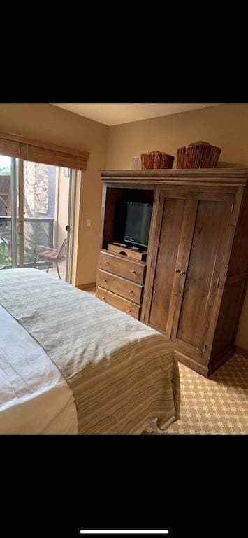 Foto 12 von 22: Shared Roof Top Hot tub Silver Mtn en suite listed