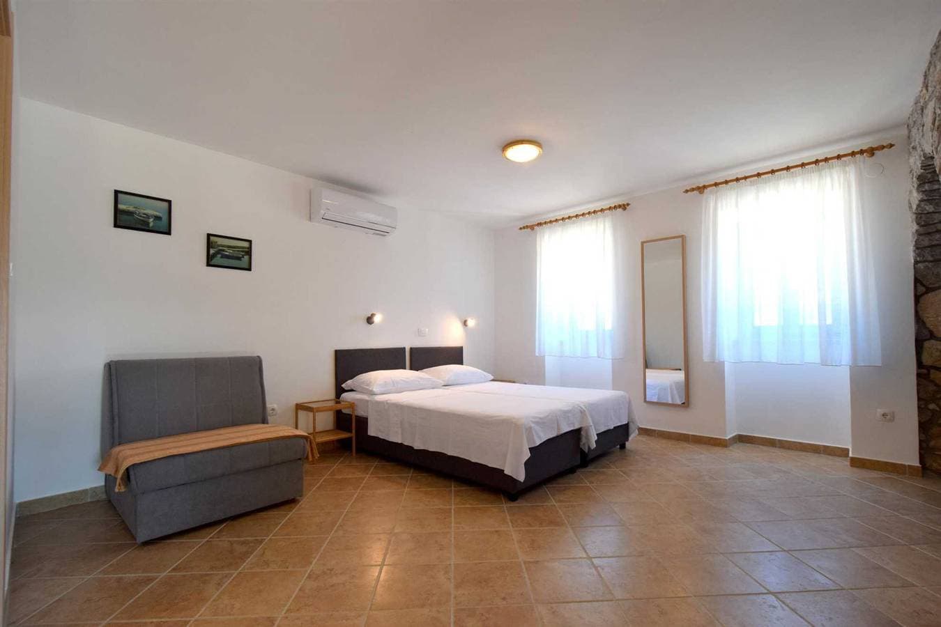 Foto 6 von 14: Studio-Apartment Depope 1