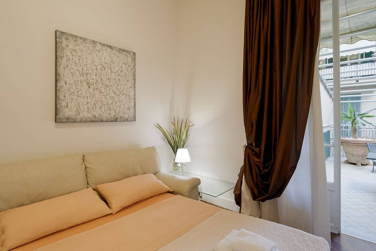 Foto 5 von 17: Ferienwohnung für 3 Personen mit Balkon/Terrasse