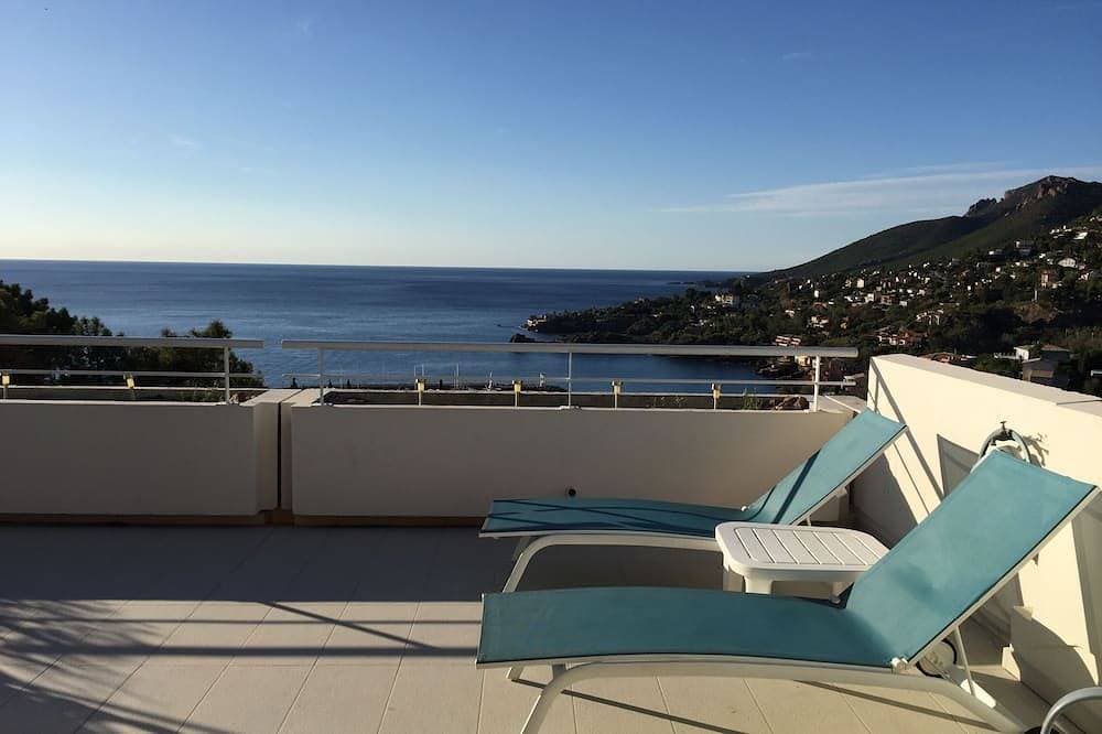 Maisonette in der Nähe von Theoule-Sur-Mer mit herrlichem Meerblick 1