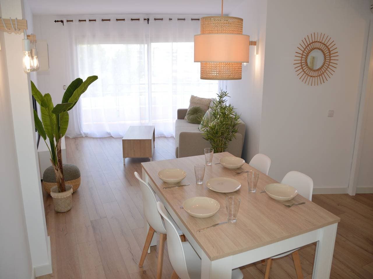 Foto 3 von 21: Ferienwohnung 'Medes Park 2-5-1' mit Meerblick, WLAN und Klimaanlage