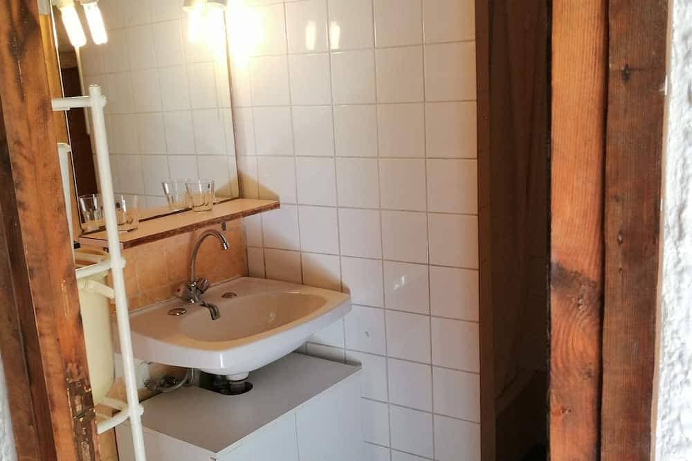 Foto 8 von 19: Strand <50m. Ausgestatteter Balkon. Parkplatz. Auto- und Fahrradoptionen. WLAN. Zahlreiche Aktivitäten