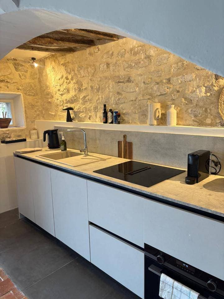Foto 7 von 14: One-Bedroom Apartment with View