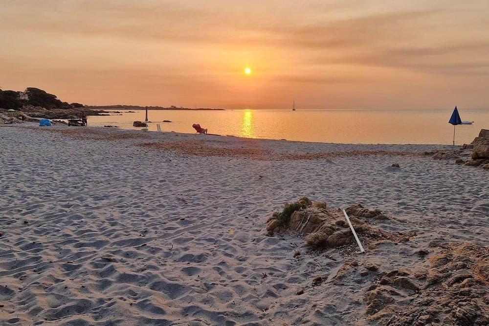Oleandro Apartment, erste Reihe, nur wenige Schritte vom Strand entfernt (4 Sitze) 1