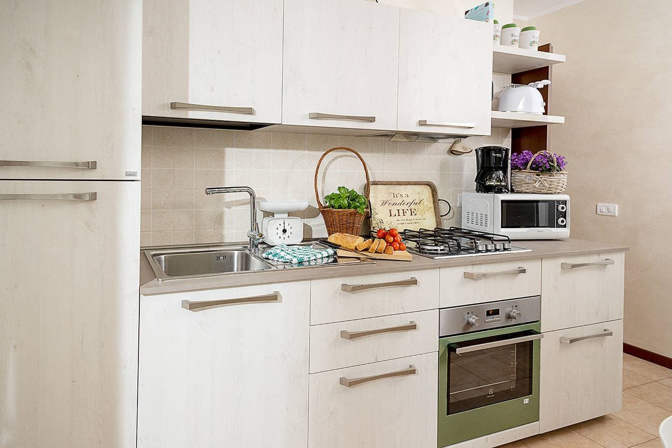 Foto 4 von 34: Regarda - L'Archetto Wohnung mit privat Garten, WLan, Pool