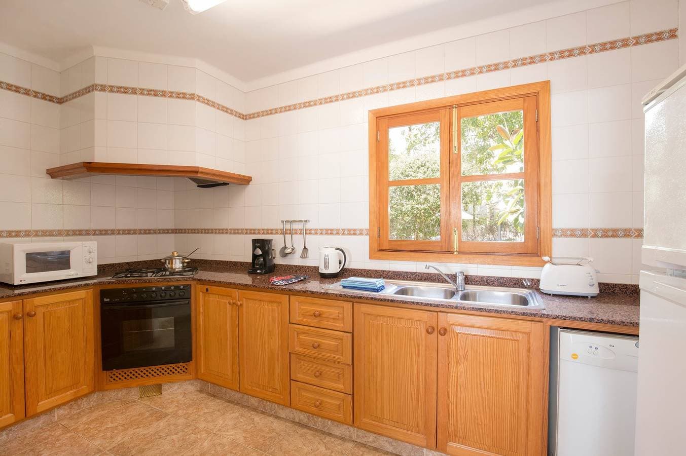 Foto 8 von 25: Villa für 6 Personen mit Garten