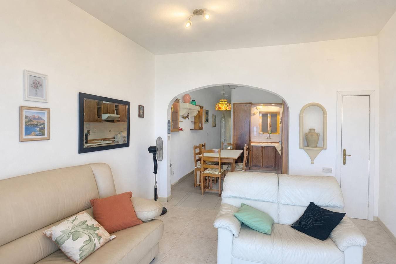 Foto 13 von 29: Seafront apartment in Gozo, Marsalforn