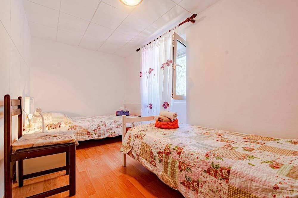 Foto 3 von 17: 2-Zimmer-Ferienwohnung mit Terrasse Zrnovo, Korcula