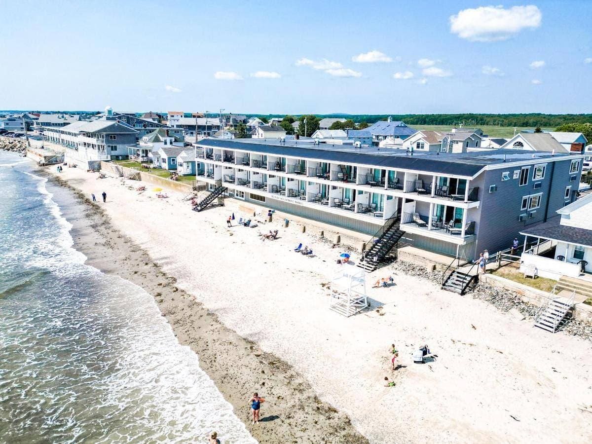 Atlantic Oceanfront Hotel, Wells Beach 1