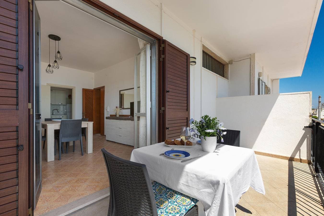 Foto 3 von 24: Ferienwohnung für 4 Personen mit Balkon