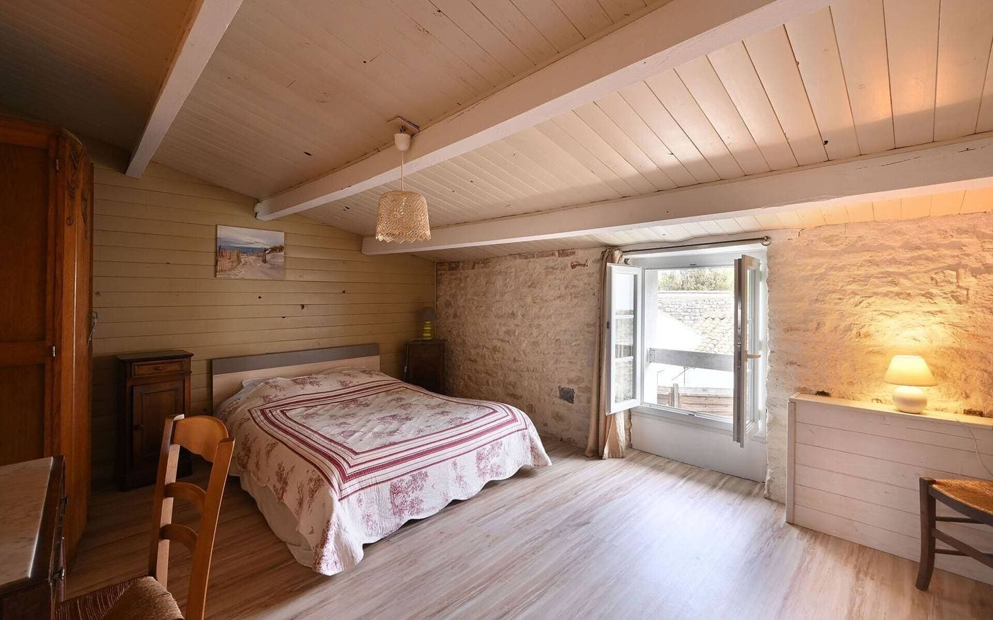 Foto 5 von 14: Ferienhaus 'La Maison des Ormeaux' mit privater Terrasse und WLAN