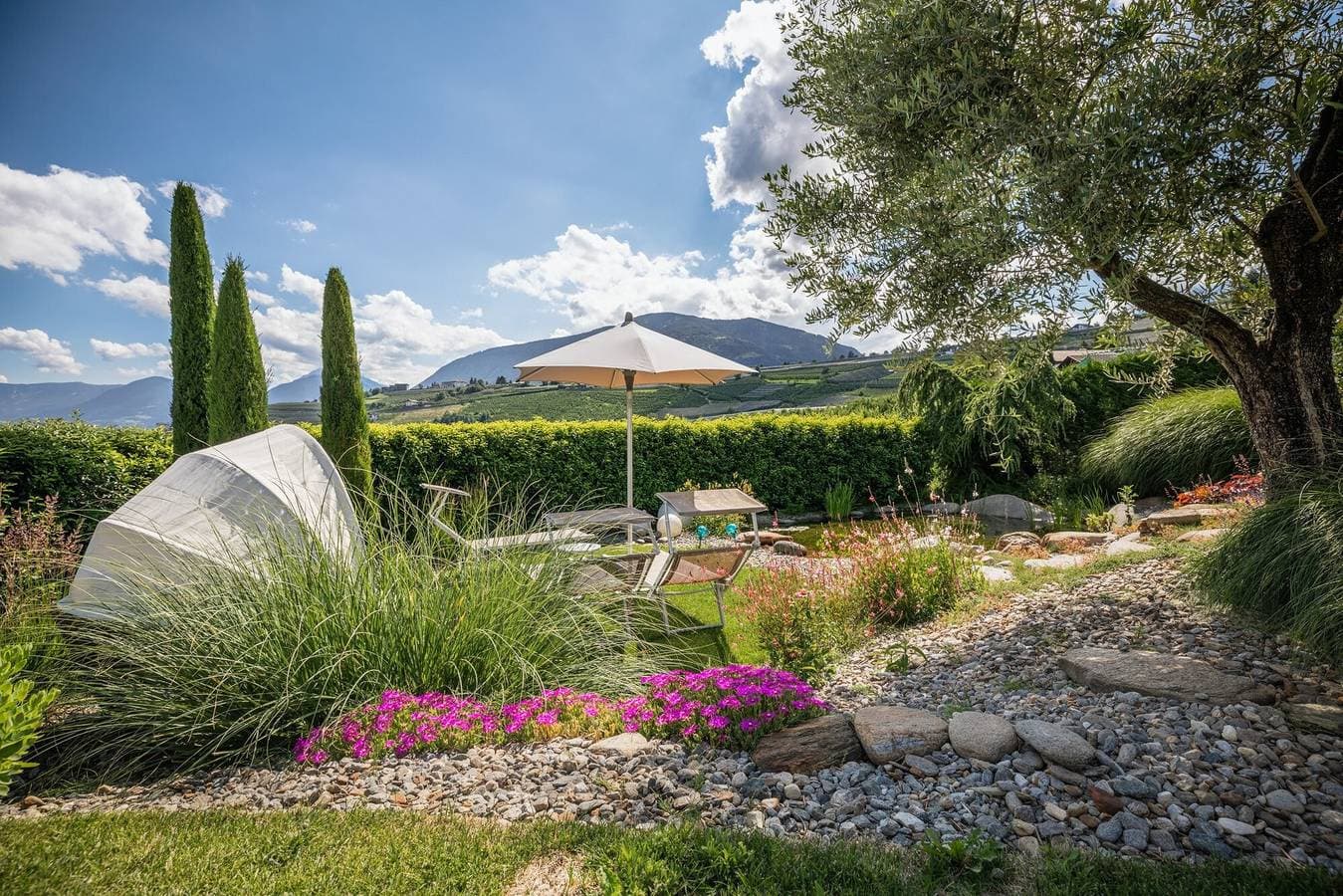 Foto 13 von 21: Zimmer 'Passerblick Silber 1' mit Bergblick, Gemeinschaftspool und WLAN
