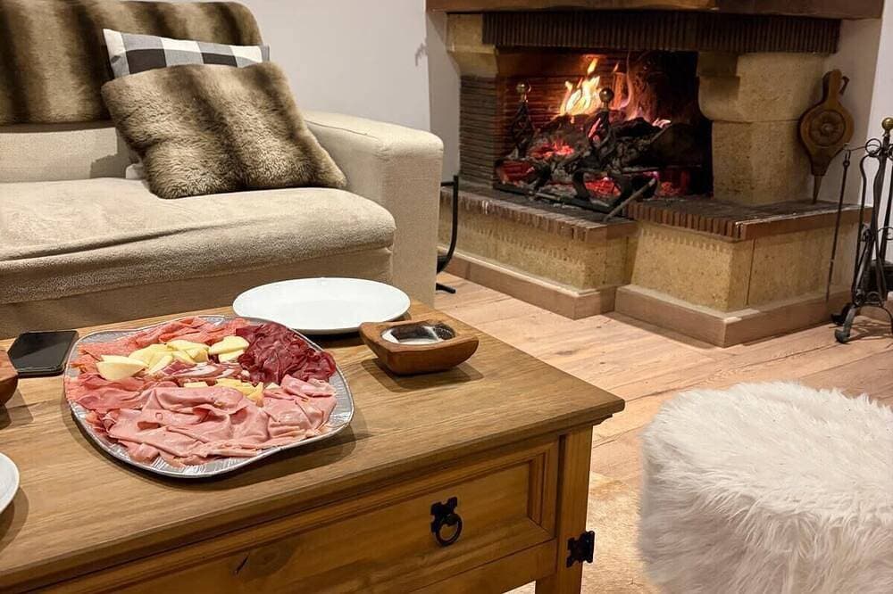 Foto 9 von 25: T2 cosy avec cheminée et terrasse - 5 min Valberg