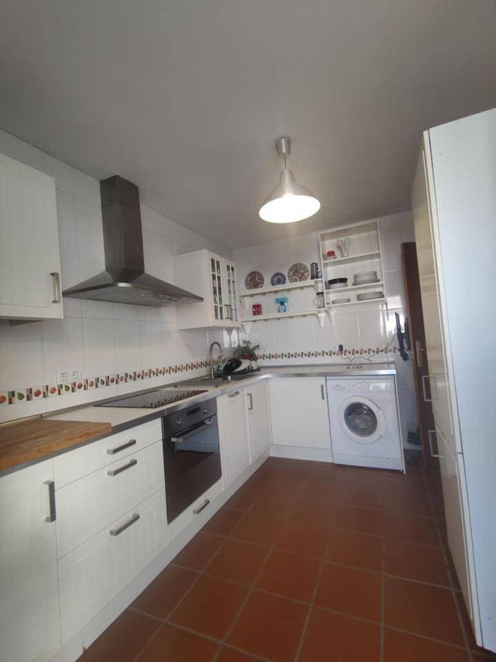 Foto 12 von 39: Three-Bedroom House