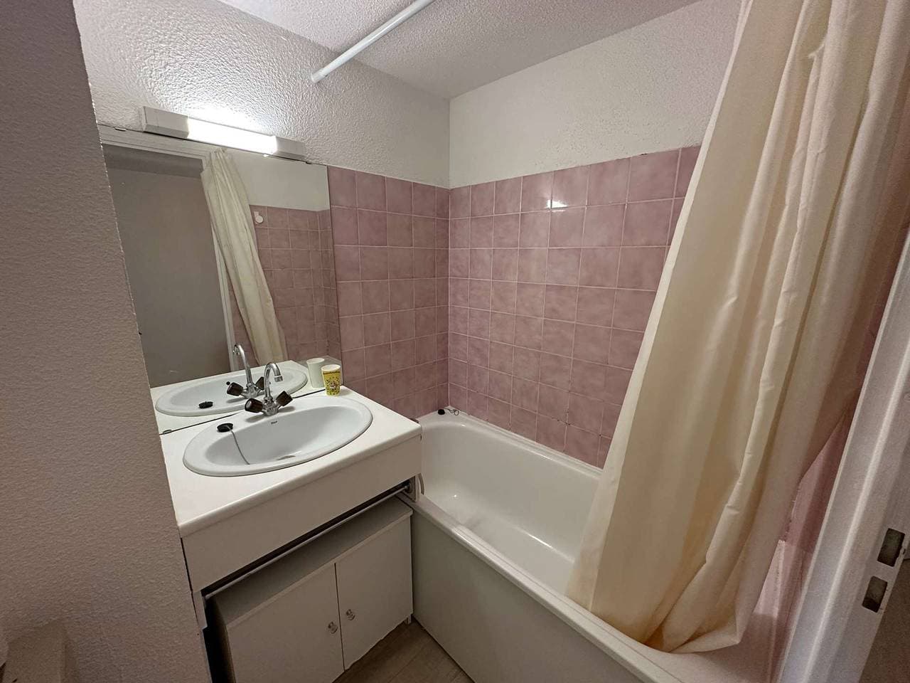 Foto 6 von 10: Ferienwohnung für 6 Personen mit Pool