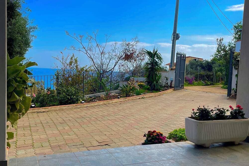 Foto 9 von 30: Pinnìga's House with majestic sea views