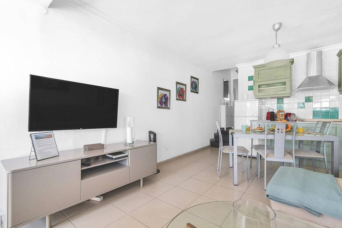 Foto 6 von 35: Ferienwohnung für 3 Personen mit Terrasse