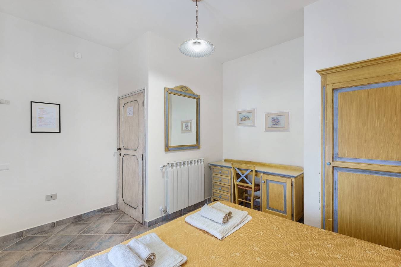 Foto 8 von 33: Zimmer 'Camera A Dorgali im B&B Sa Madalena' mit privatem Garten, WLAN und Klimaanlage