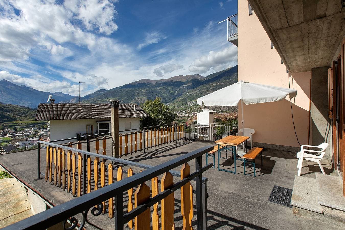 Foto 3 von 25: Ferienwohnung 'Il Borgo' mit Bergblick, privater Terrasse und WLAN