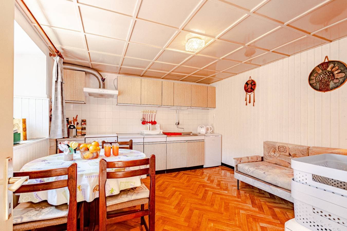 Foto 8 von 29: 2-Zimmer-Ferienwohnung mit Terrasse Zrnovo, Korcula A-9239-a