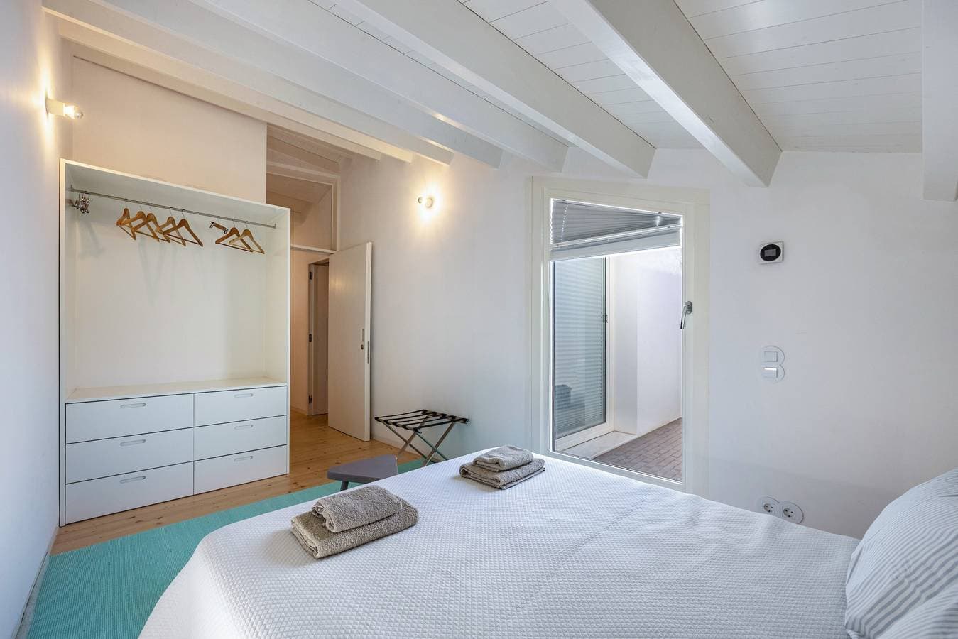 Foto 12 von 28: Ferienhaus 'Olinda House' mit privater Terrasse und Klimaanlage