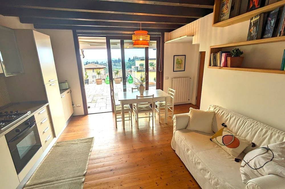 Foto 7 von 13: Panoramic apartment with lake view-It017187C2Baenbv39