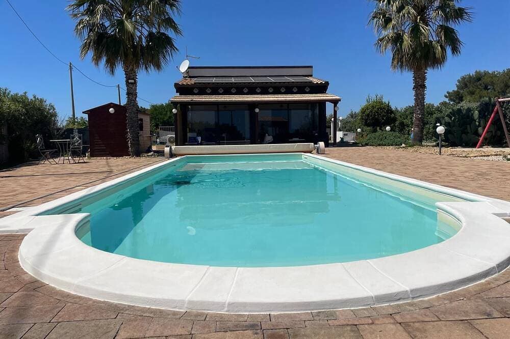 Wunderschöne Villa mit privatem und beheiztem Pool. 1