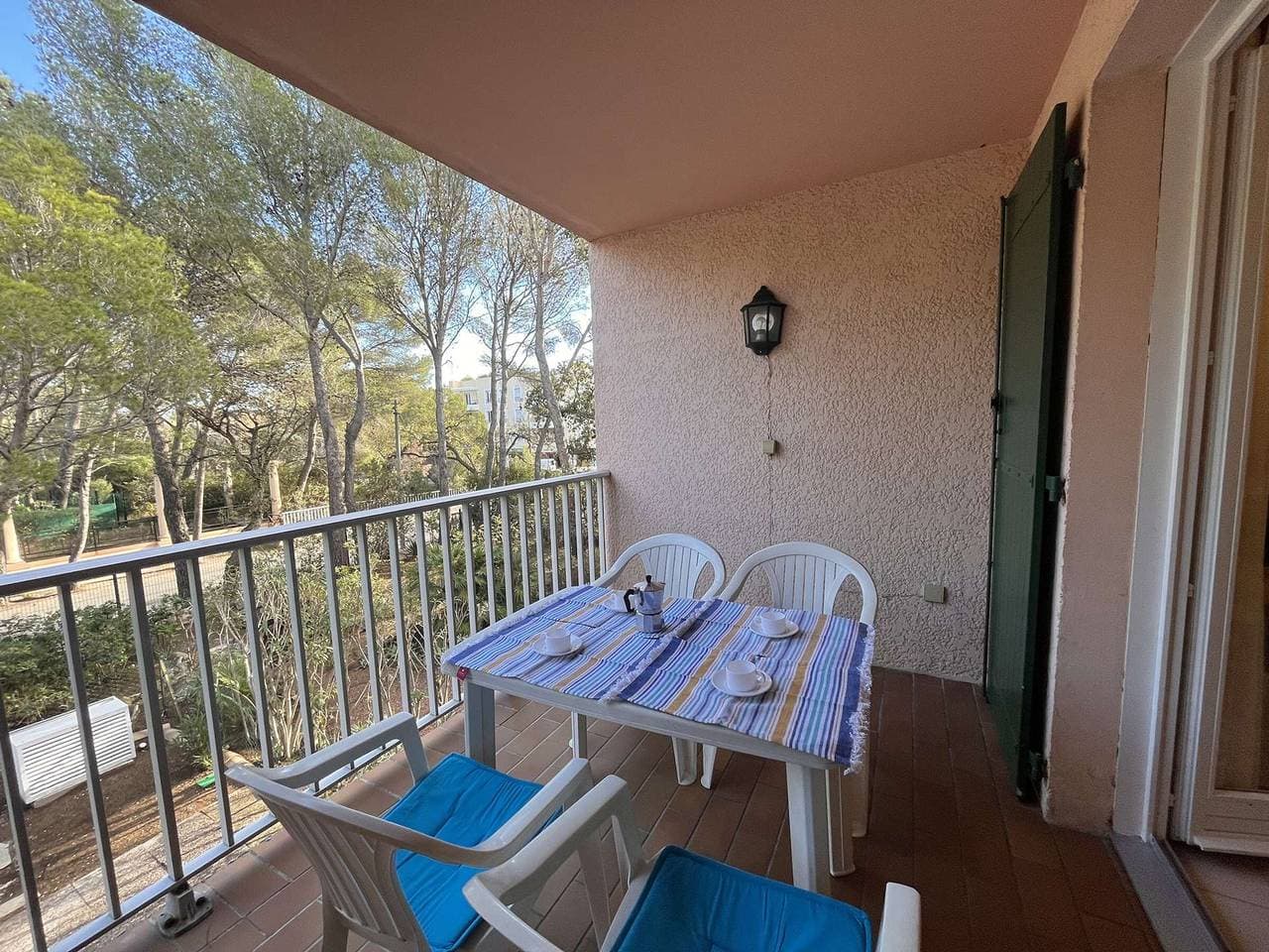 Foto 11 von 20: Studio cabine avec piscine, tennis, parking privé à 400m de la plage - 4 couchages