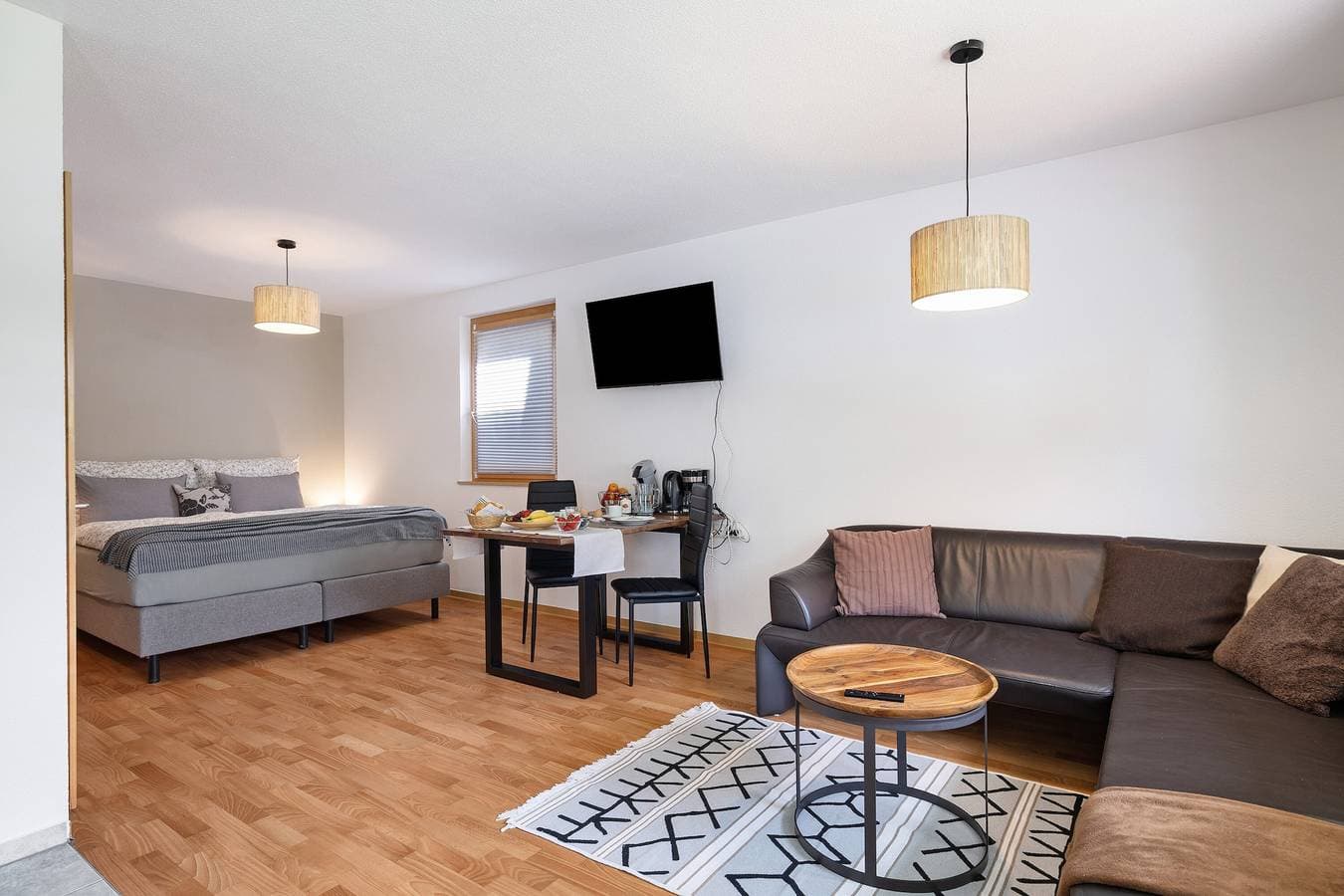 Foto 6 von 22: Ferienwohnung 'Wiff's Studio' mit Bergblick und Privatem Garten