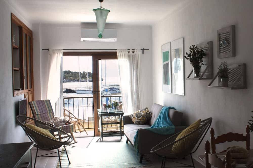 Foto 12 von 30: Apartment in erster Linie mit Blick auf den Hafen von Portopetro (Santanyí)