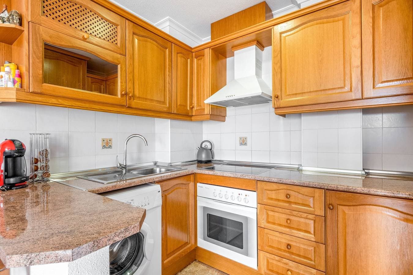 Foto 8 von 19: Ferienwohnung 'Mandarín Playamarina 2' mit Gemeinschaftspool, WLAN und Klimaanlage